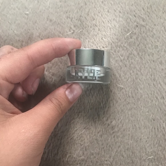 Makeup bundle - Picture 6 of 7